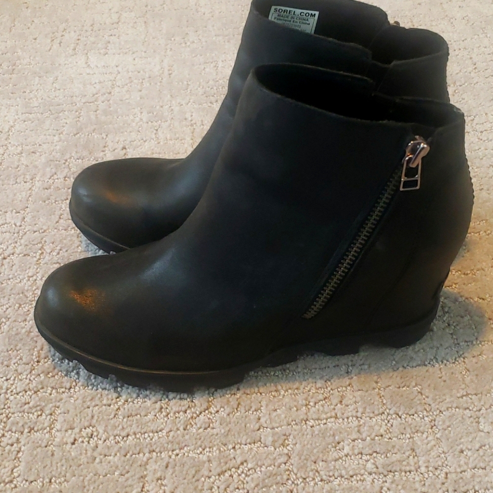 Sorel Women's Joan of Arctic II Wedge Zip Bootie